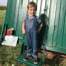 Laden Sie das Bild in den Galerie-Viewer, Samsonshose 3-5 Jahre